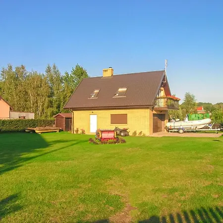 Appartement Awesome In Nowe Warpno